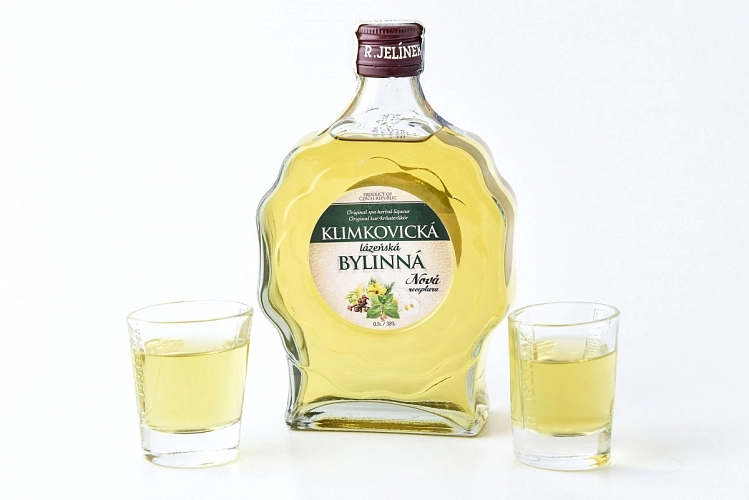 Akční likér s panáky Jelínek